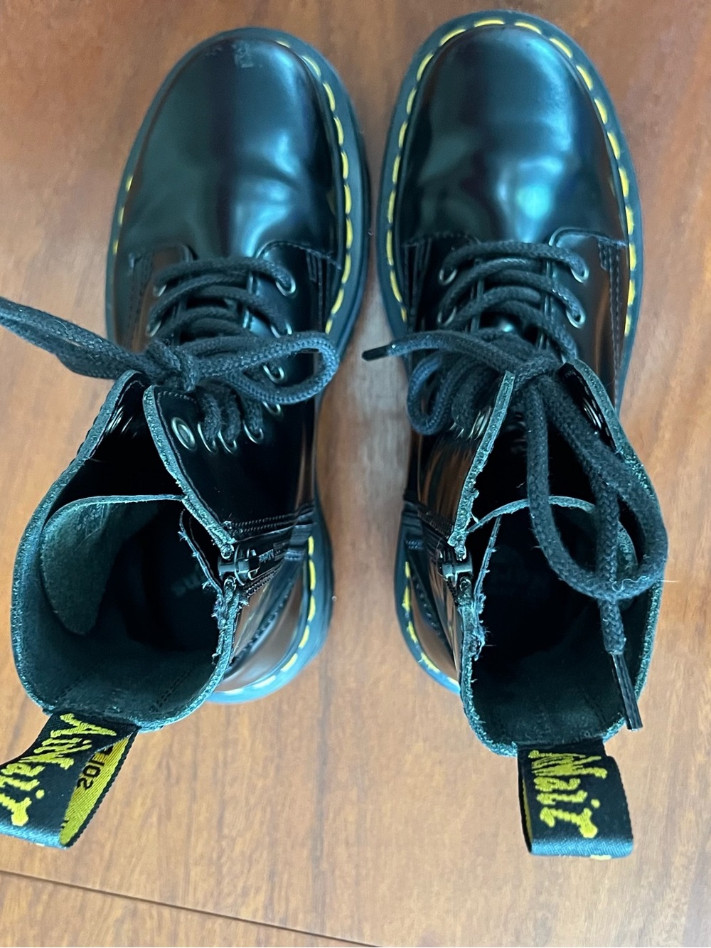 Dr. Martens Jadon Boot Smooth Black Leather Platforms Black Goth Festival Grunge - Picture 8 of 16